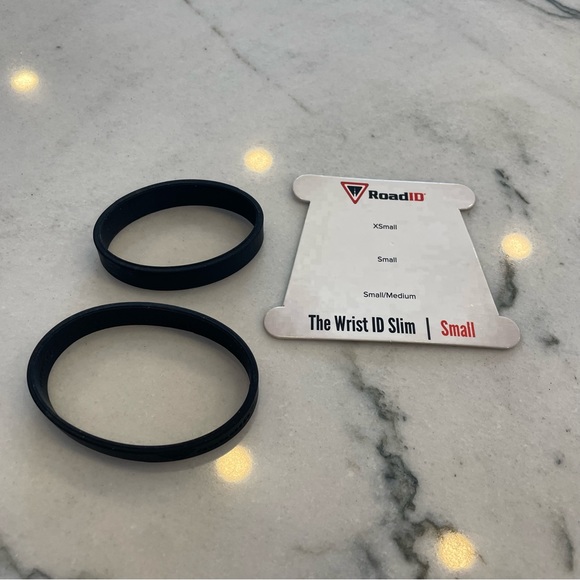 Lot of Road ID silicone bands in XS to S to S/M - Picture 6 of 6